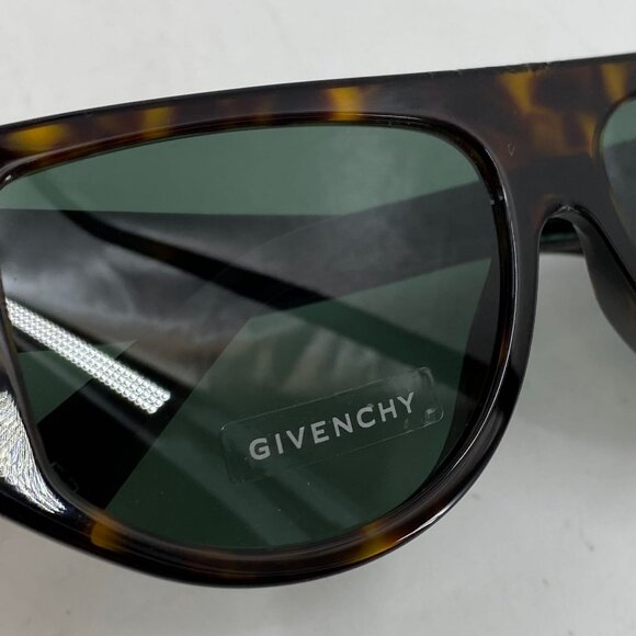 Givenchy Brown Tortoiseshell Classic Sunglasses | Good Condition - Picture 4 of 10